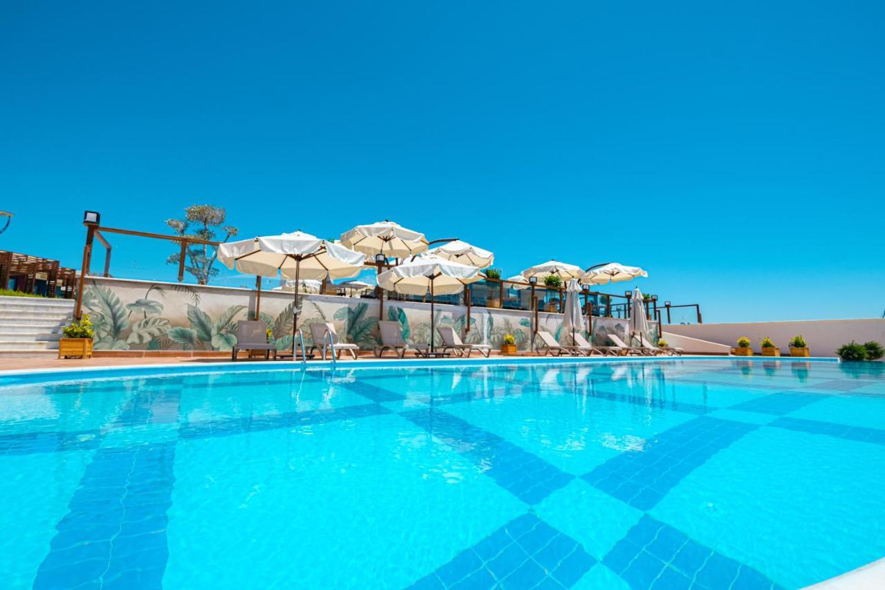 Feniks Hotel Аланія Екстер'єр фото