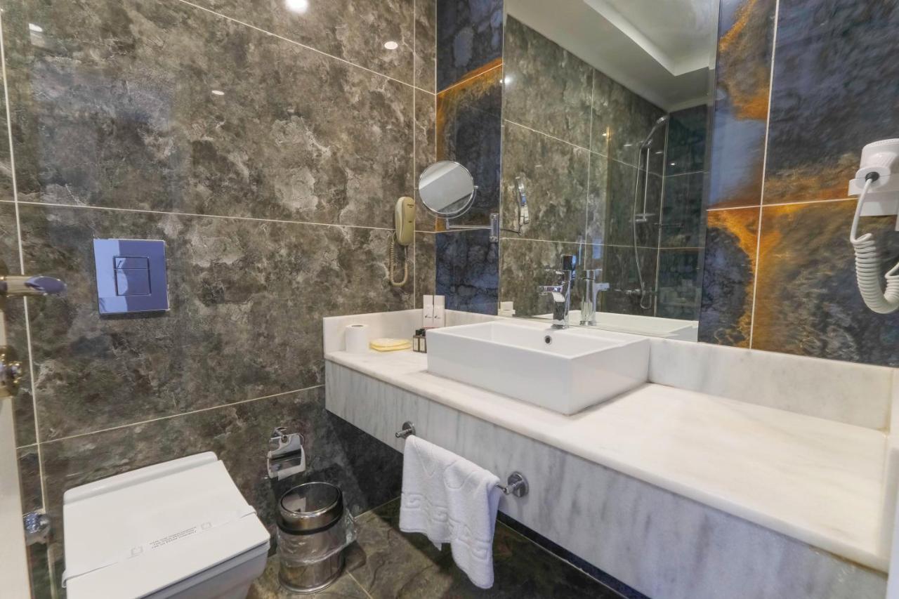 Feniks Hotel Аланія Екстер'єр фото